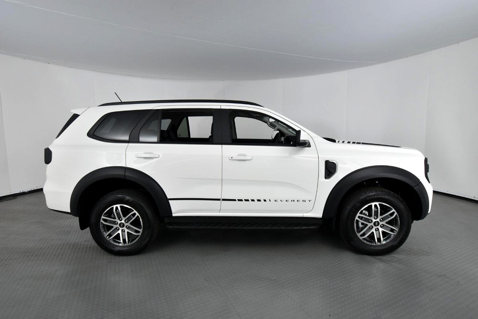 2025 FORD EVEREST 2.0 XLT BiT 4X2 AT