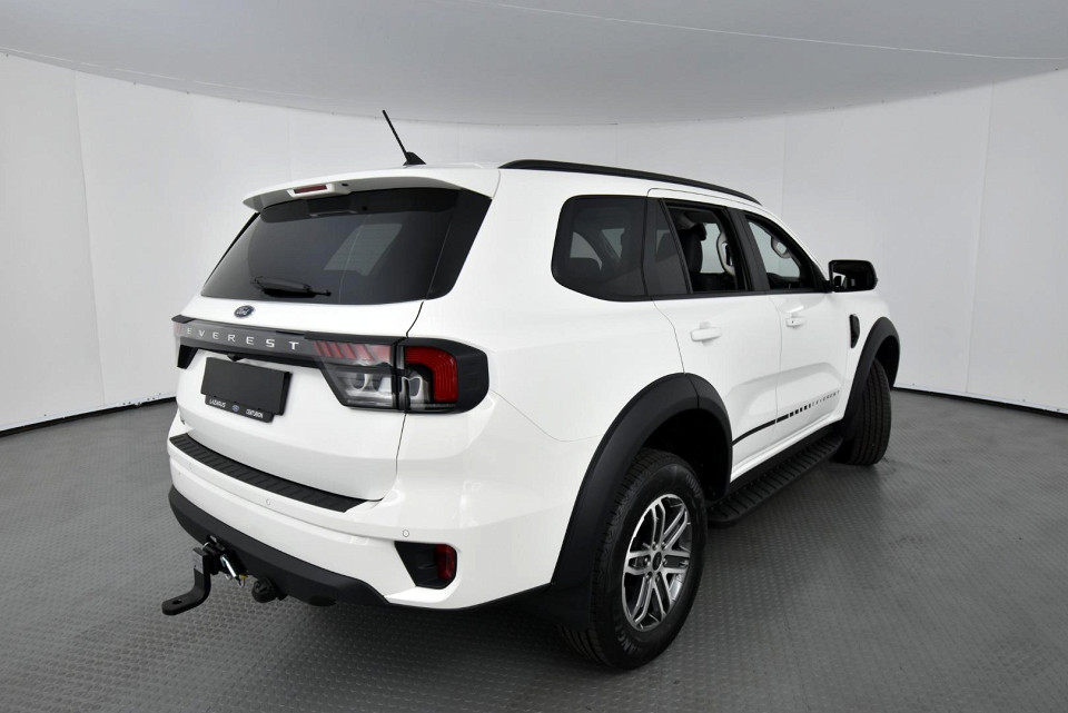 2025 FORD EVEREST 2.0 XLT BiT 4X2 AT