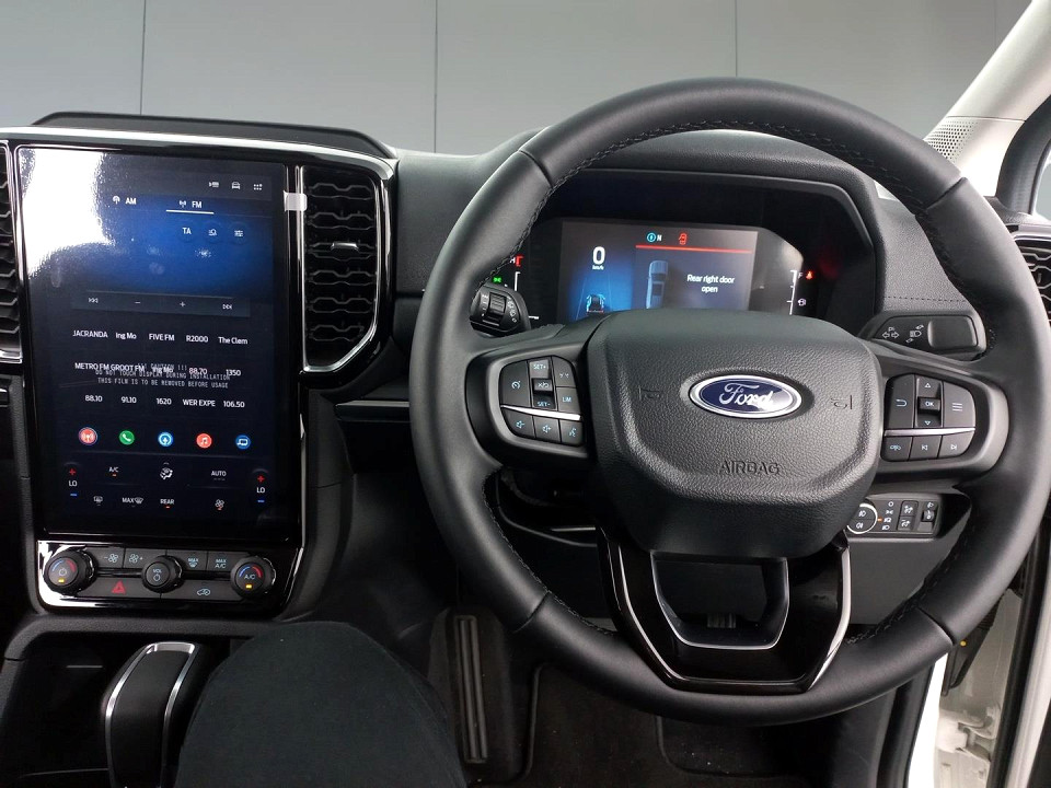 2025 FORD EVEREST 2.0 XLT BiT 4X2 AT