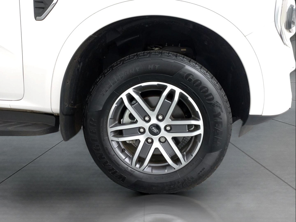 2025 FORD EVEREST 2.0 XLT BiT 4X2 AT