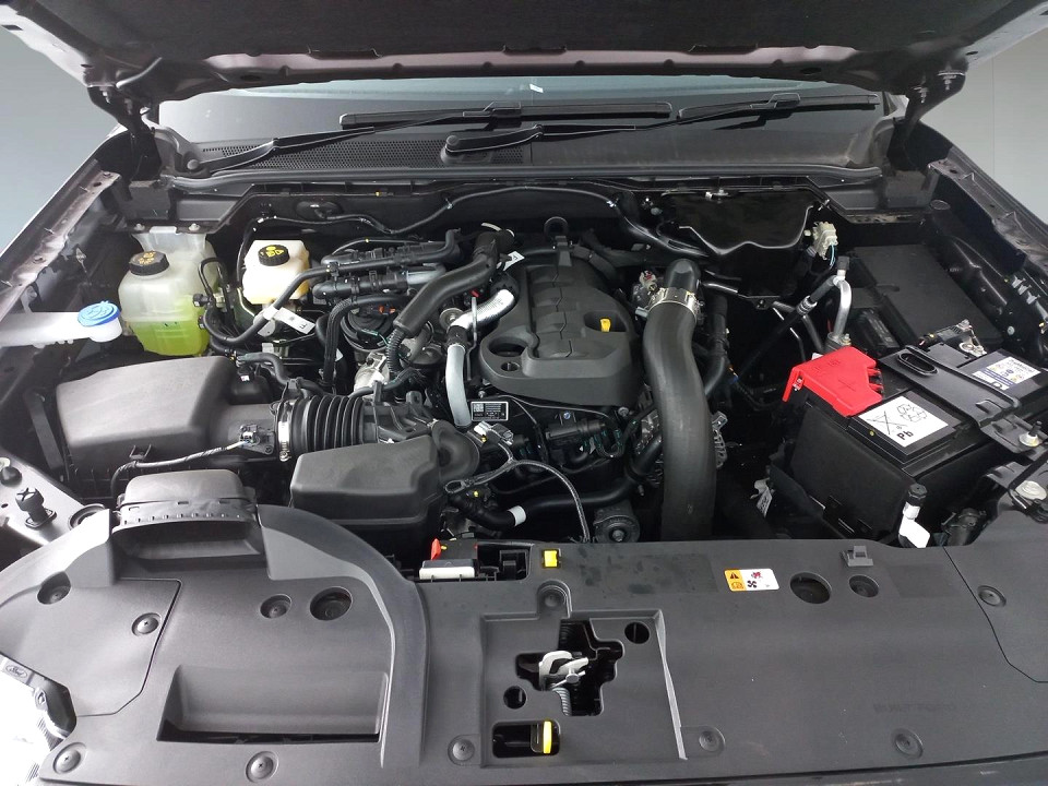 2025 FORD EVEREST 2.0 XLT BiT 4X2 AT