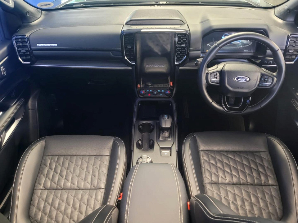 2025 FORD EVEREST 3.0 PLATINUM AWD AT