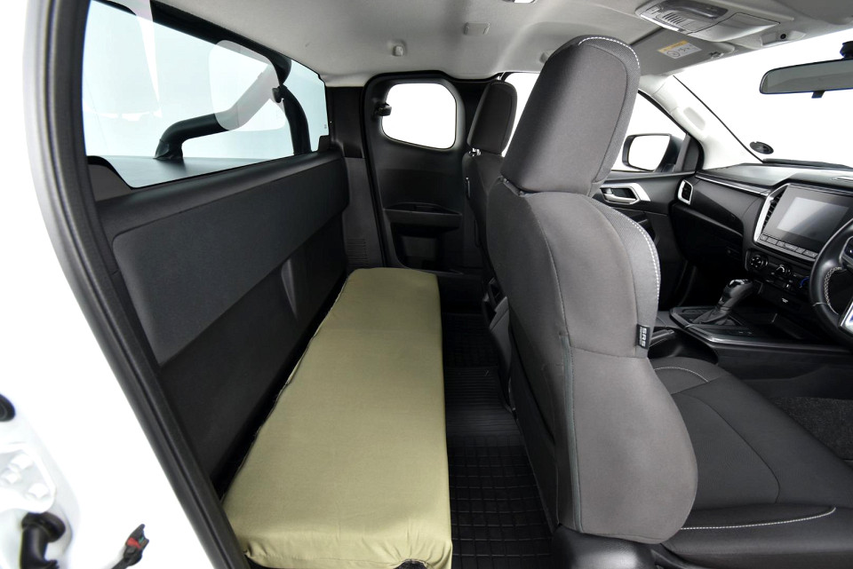 2025 ISUZU D-MAX 1.9 DDI E CAB HR LS AT