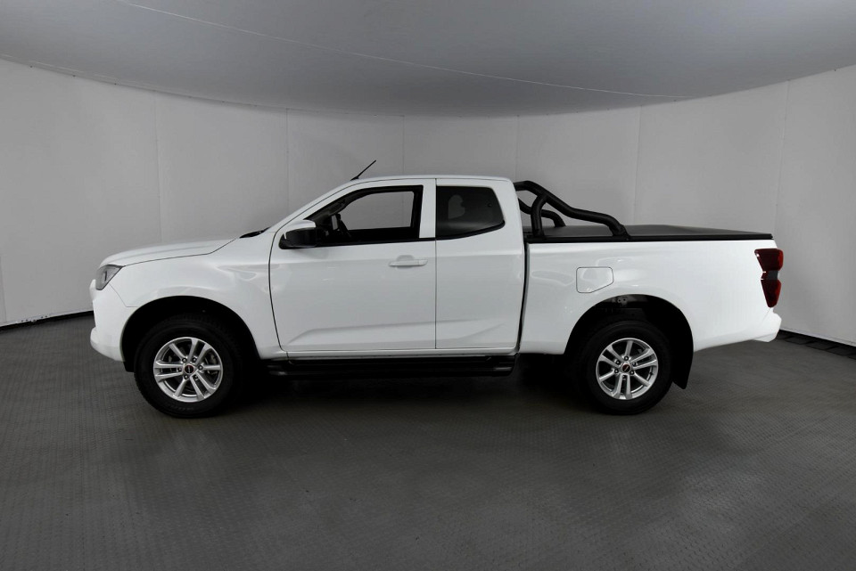2025 ISUZU D-MAX 1.9 DDI E CAB HR LS AT