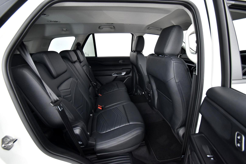 2026 FORD EVEREST 2.0 XLT BiT 4X2 AT