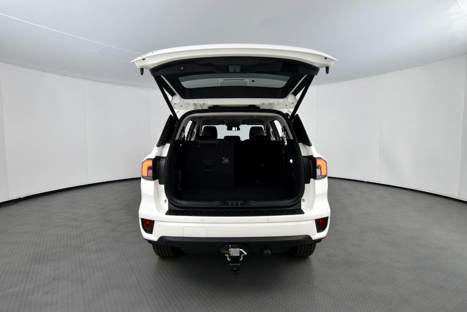 2026 FORD EVEREST 2.0 XLT BiT 4X2 AT