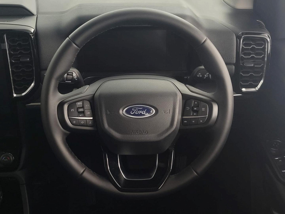 2025 FORD EVEREST 2.0 BiT SPORT 4X2 AT
