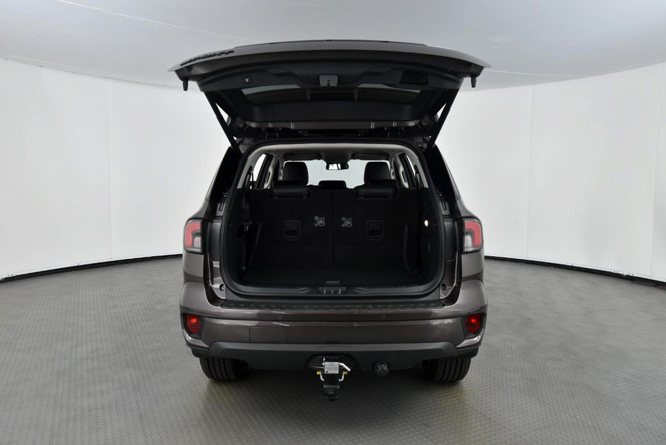 2025 FORD EVEREST 2.0 BiT SPORT 4X2 AT
