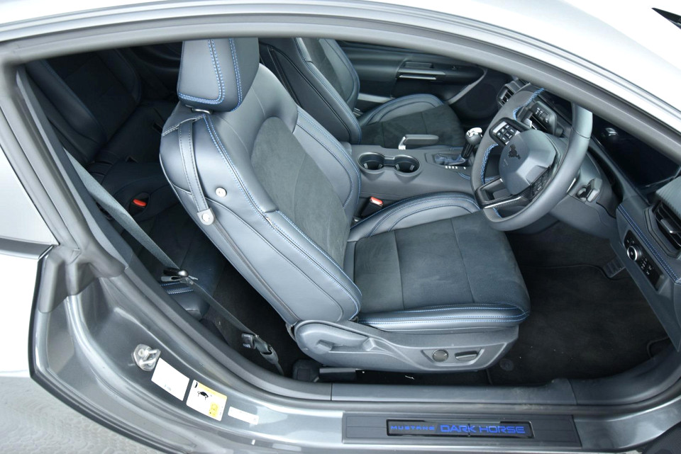 2026 FORD MUSTANG 5.0 DARK HORSE AT
