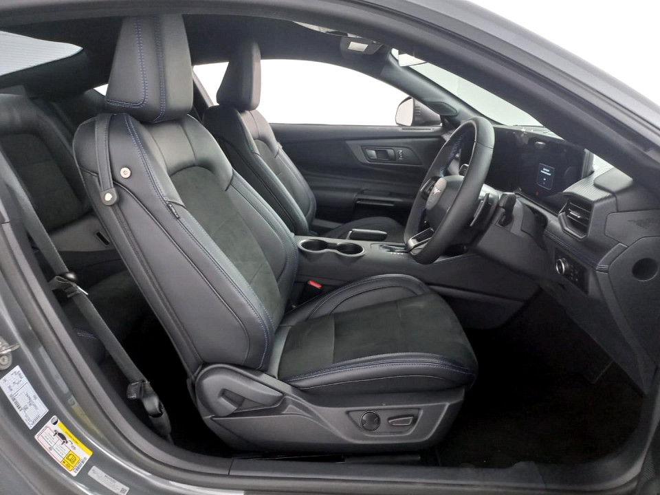 2026 FORD MUSTANG 5.0 DARK HORSE AT