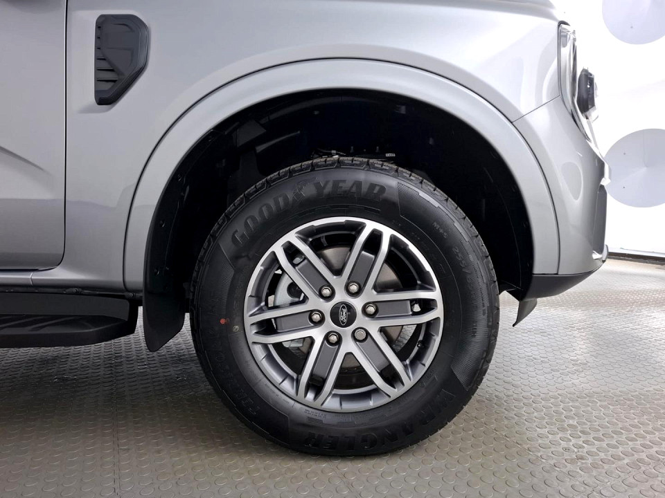 2026 FORD EVEREST 2.0 XLT BiT 4X2 AT
