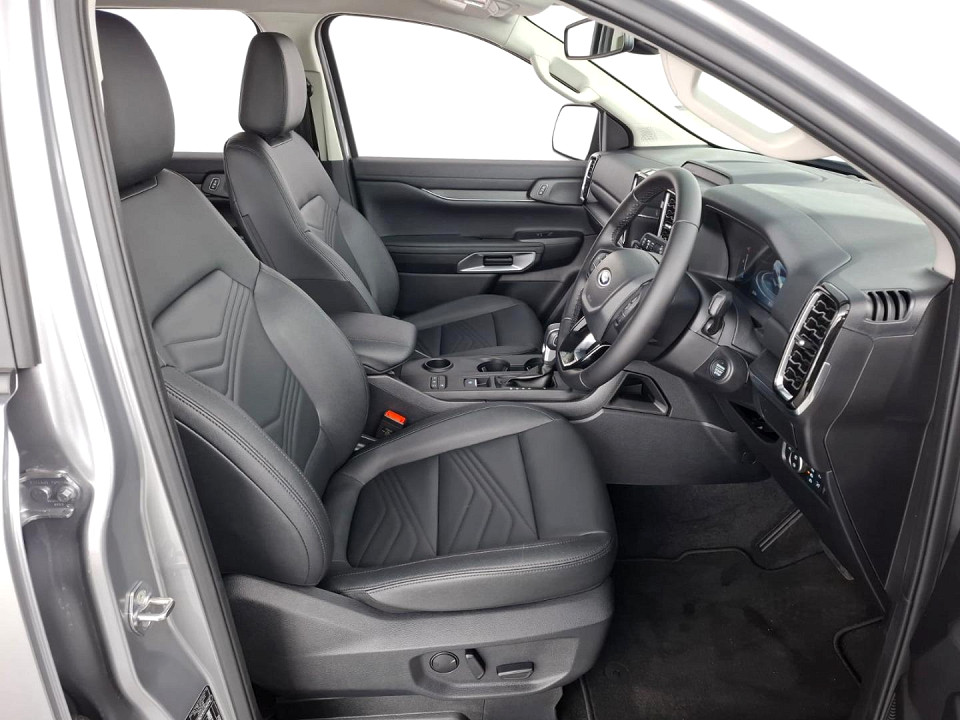 2026 FORD EVEREST 2.0 XLT BiT 4X2 AT