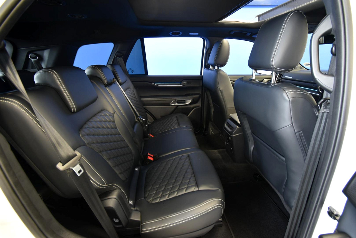 2026 FORD EVEREST 3.0 PLATINUM 4WD AT