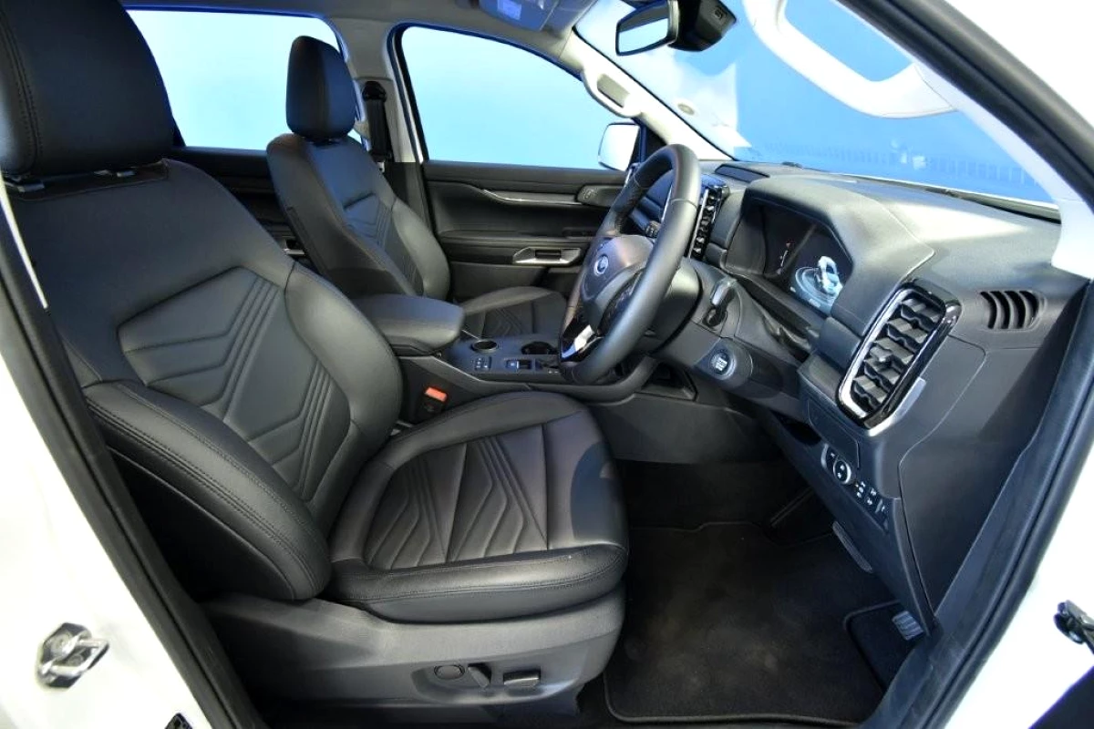 2026 FORD EVEREST 2.0 XLT BiT 4X2 AT