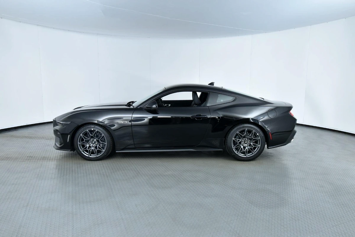 2026 FORD MUSTANG 5.0 GT FASTBACK AT