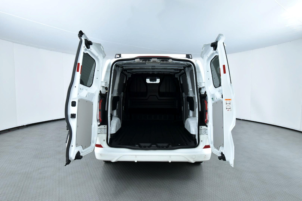 2026 FORD TRANSIT CUSTOM 2.0L VAN SPORT SWB AT