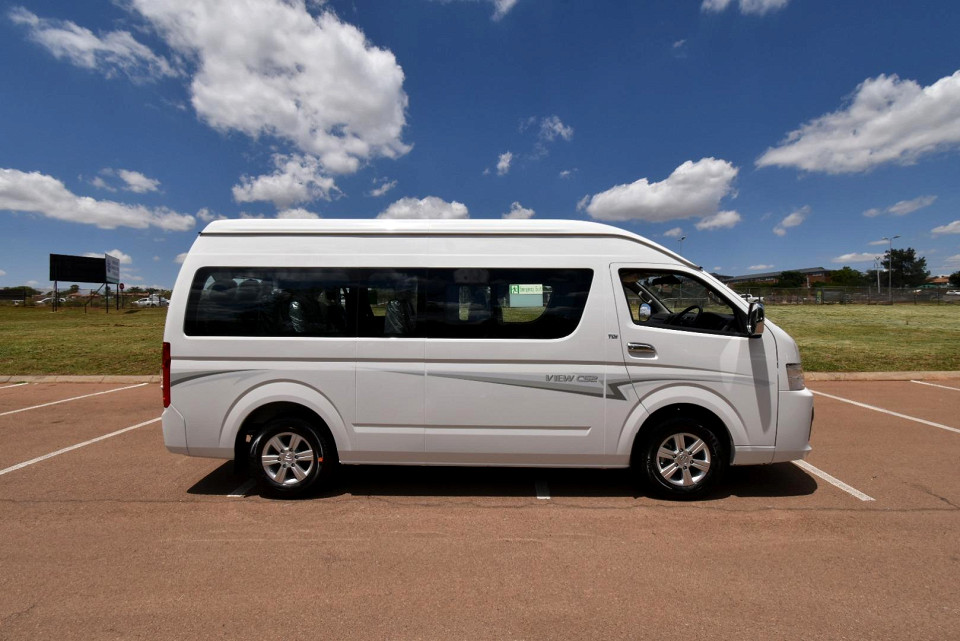 2024 FOTON VIEW 2.0 LUXURY MINIBUS AT