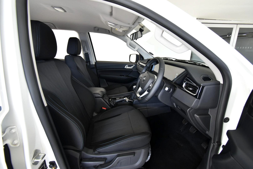2025 FOTON TUNLAND G7 TL D CAB 4X2