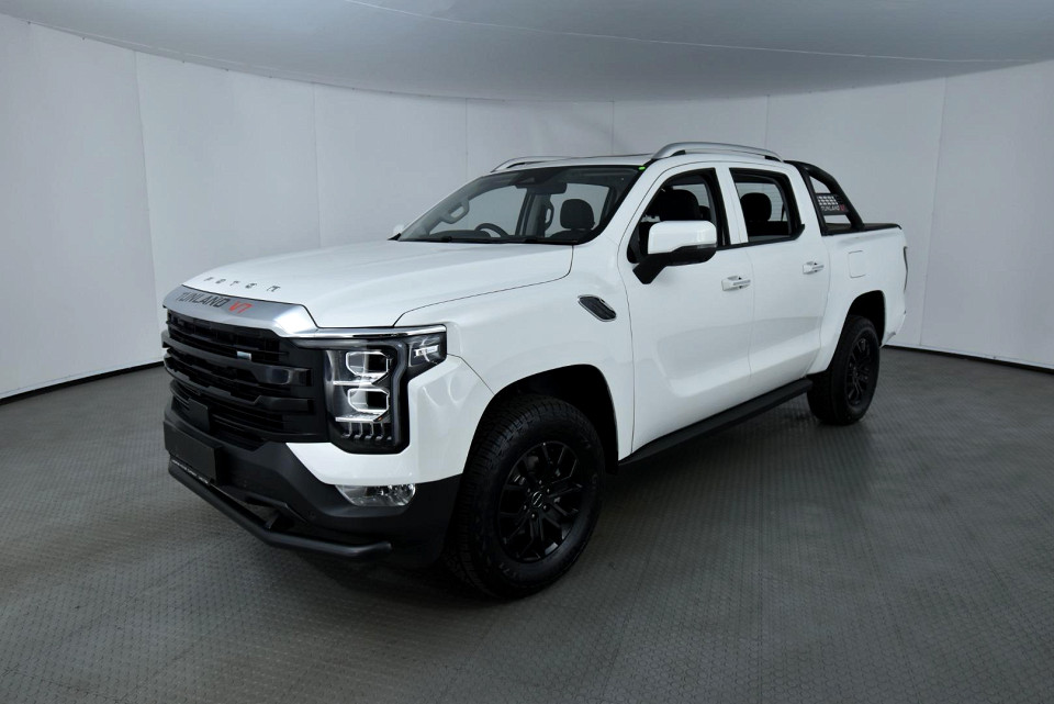 2026 FOTON TUNLAND V7 2.0D VLX D CAB 4X2 AT