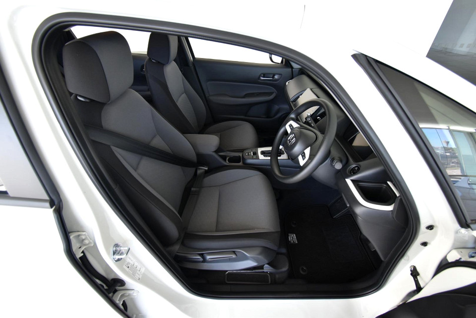 2025 HONDA FIT 1.5 COMFORT CVT