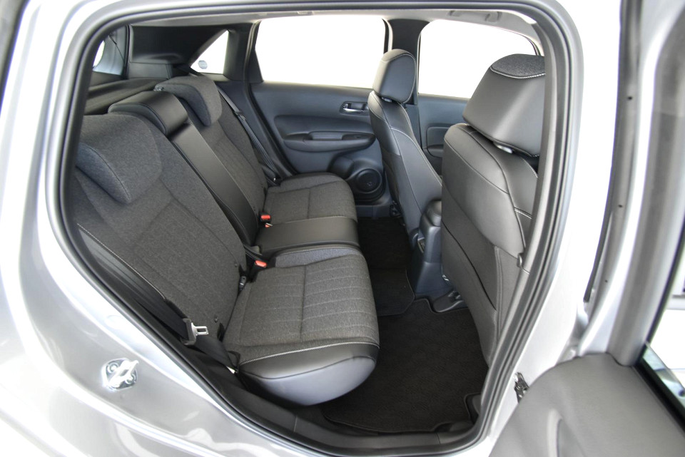 2025 HONDA FIT 1.5 ELEGANCE CVT