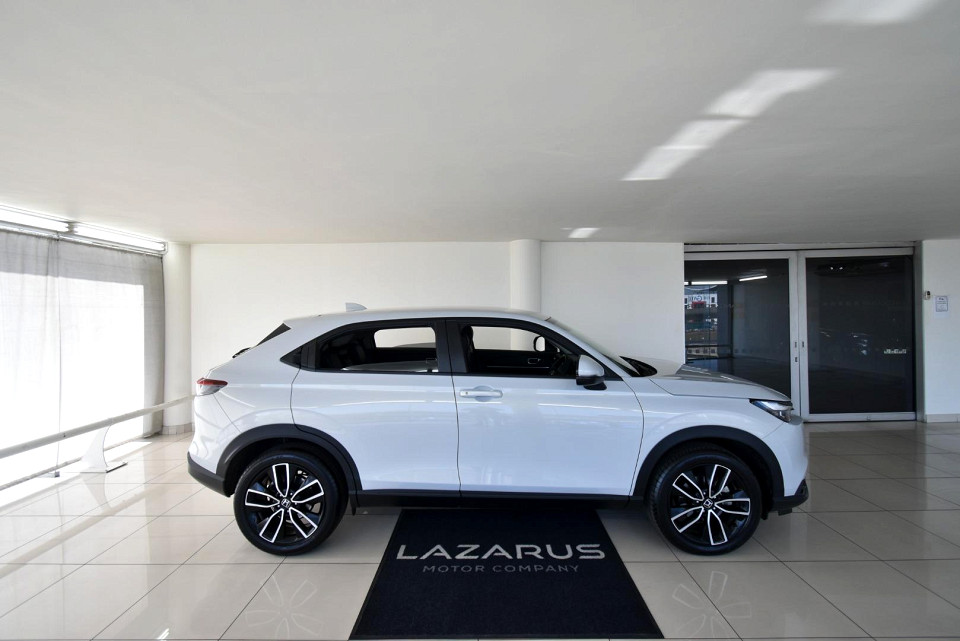 2025 HONDA HR-V 1.5 ELEGANCE CVT