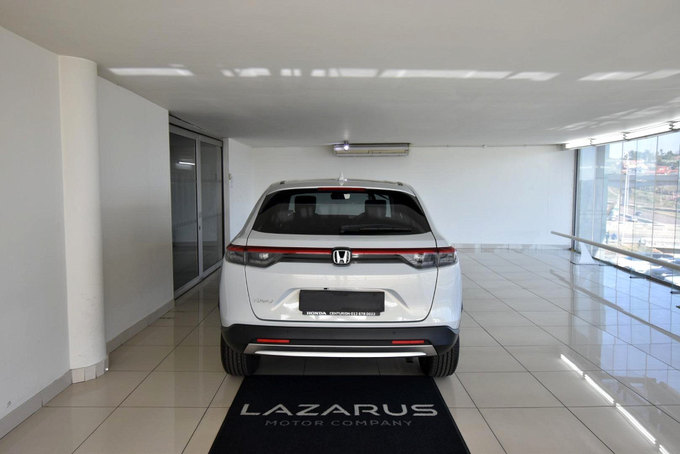 2025 HONDA HR-V 1.5 ELEGANCE CVT