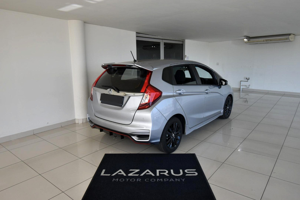 2021 HONDA JAZZ 1.5 SPORT CVT