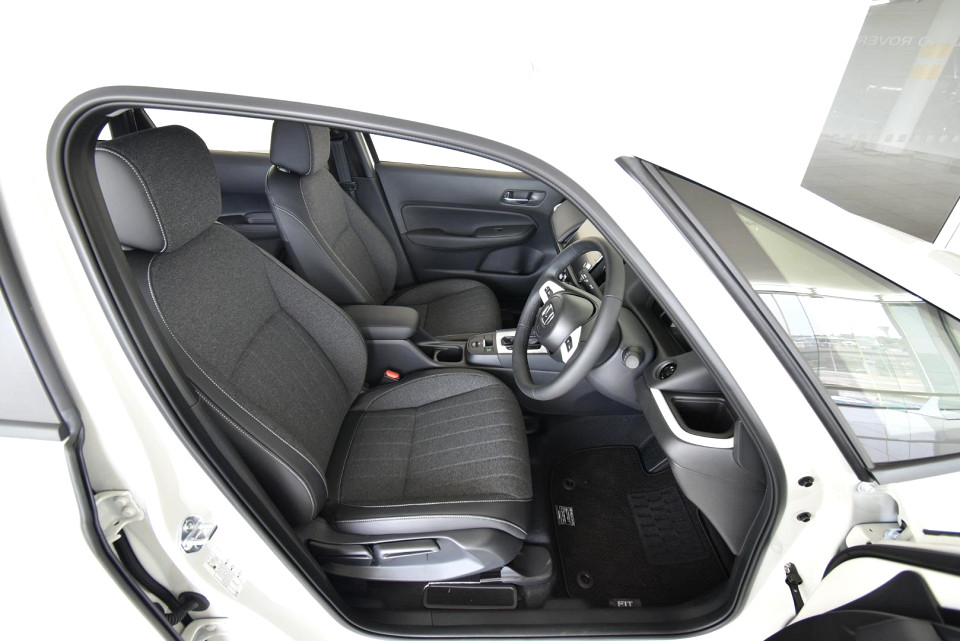 2025 HONDA FIT 1.5 ELEGANCE CVT