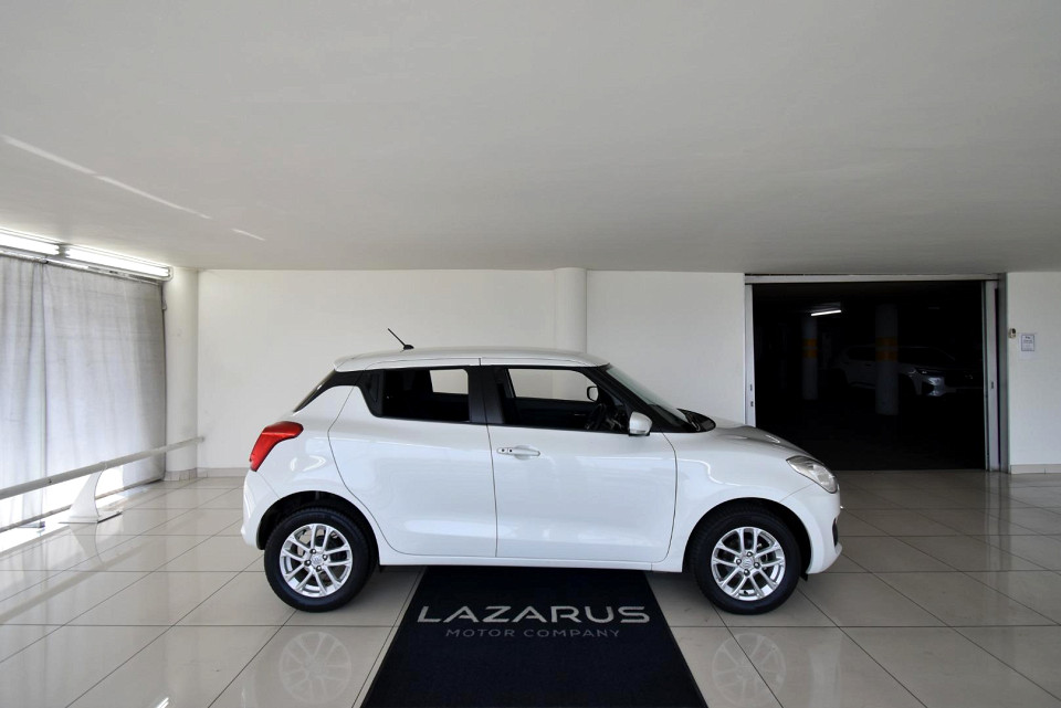 2021 SUZUKI SWIFT 1.2 GLX