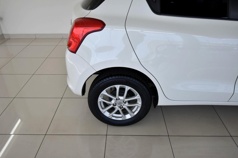 2021 SUZUKI SWIFT 1.2 GLX