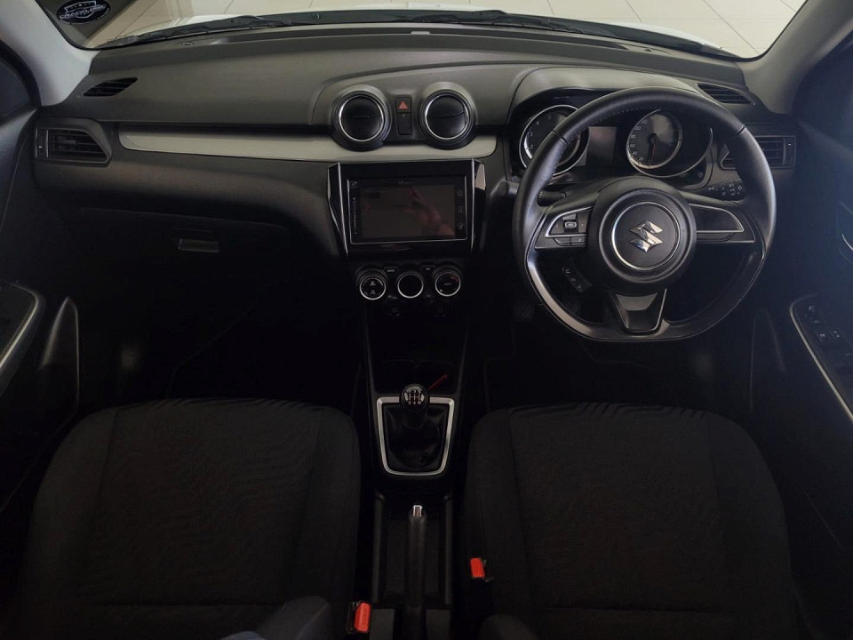 2021 SUZUKI SWIFT 1.2 GLX