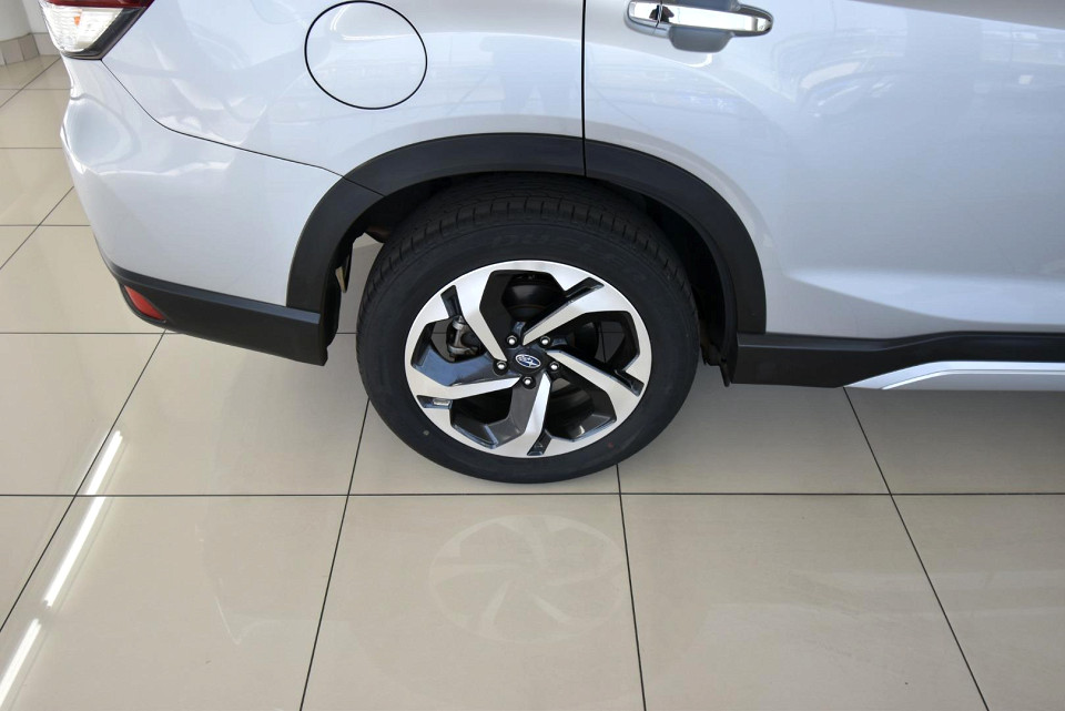 2022 SUBARU FORESTER 2.0i-S ES CVT