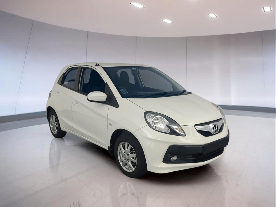 2015 HONDA BRIO 1.2 COMFORT