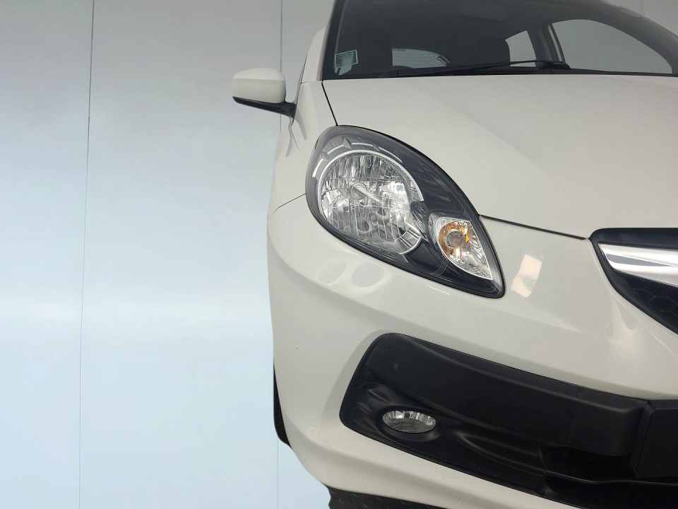 2015 HONDA BRIO 1.2 COMFORT