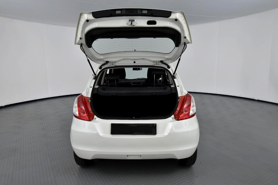 2016 SUZUKI SWIFT 1.2 GL AT