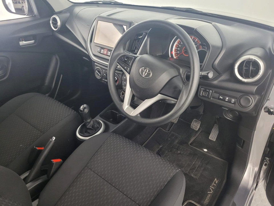 2024 TOYOTA VITZ 1.0 XR