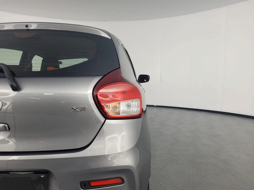 2024 TOYOTA VITZ 1.0 XR