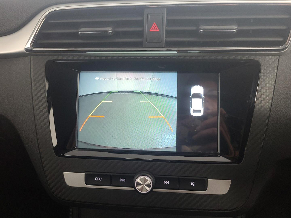 2025 MG ZS 1.5 LUXURY AT