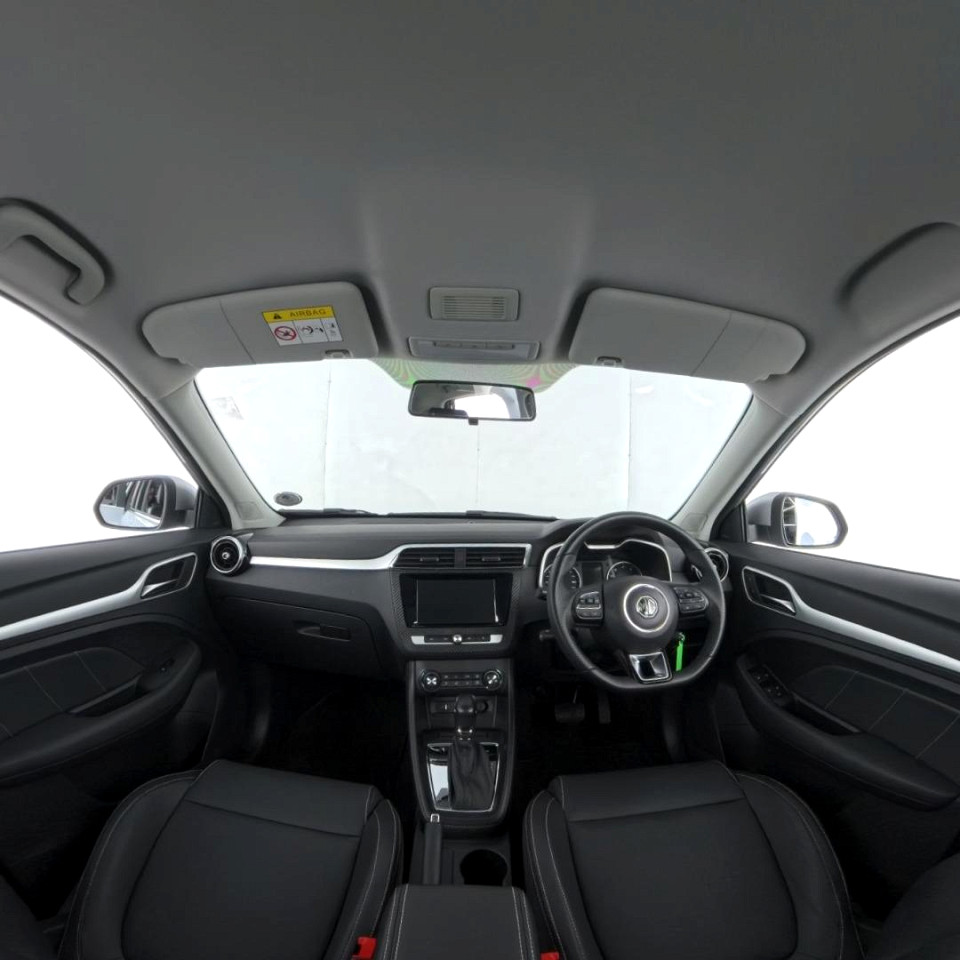 2025 MG ZS 1.5 LUXURY AT