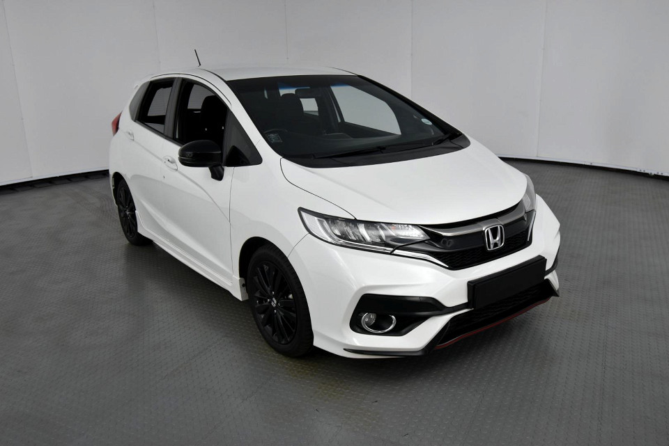 2018 HONDA JAZZ 1.5 SPORT CVT