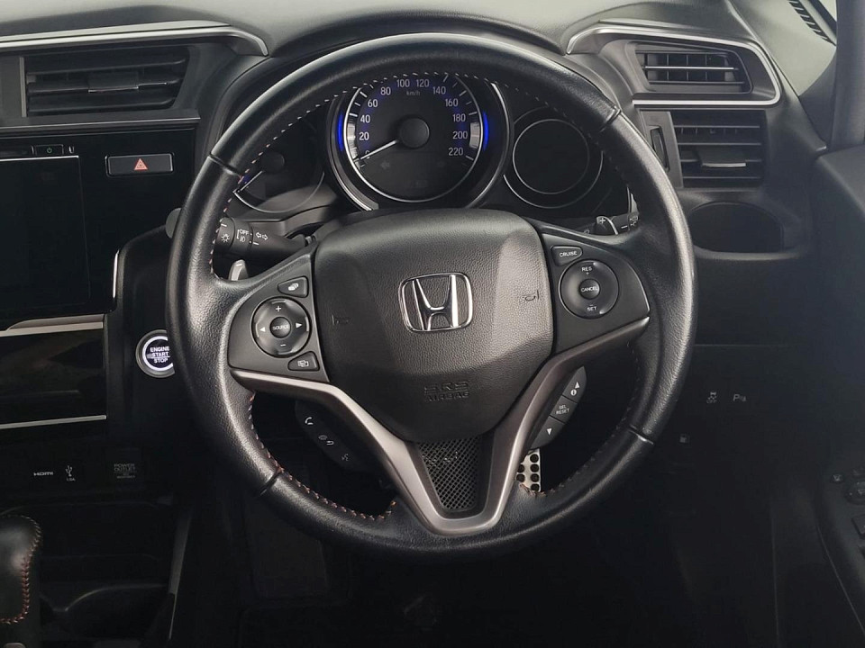 2018 HONDA JAZZ 1.5 SPORT CVT