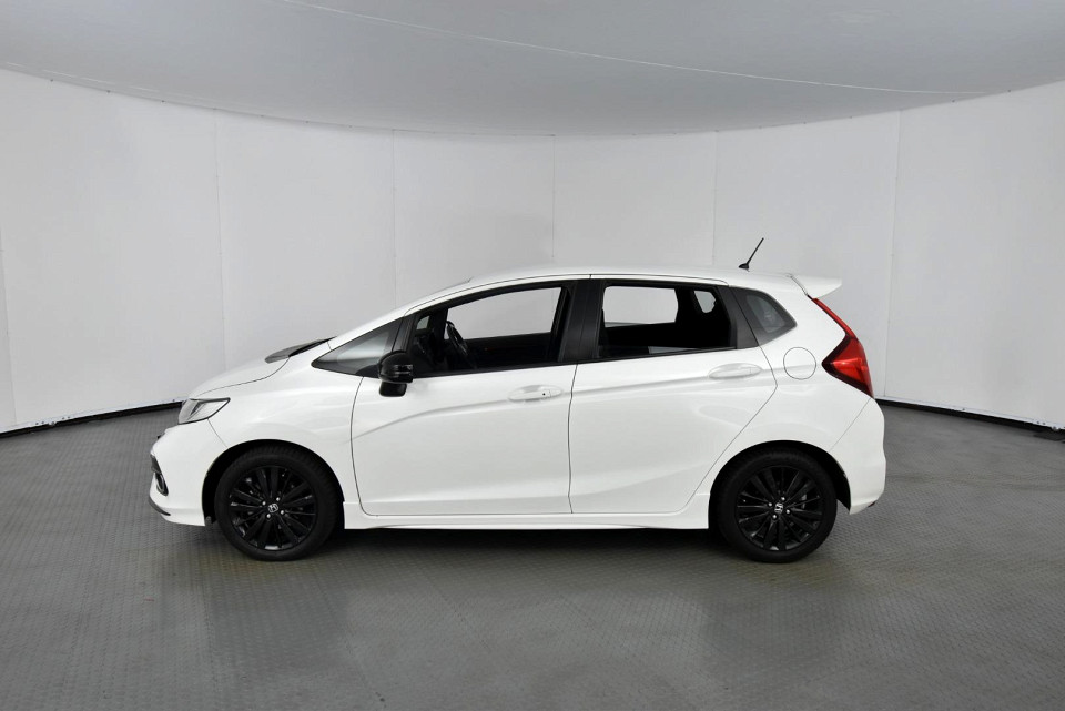 2018 HONDA JAZZ 1.5 SPORT CVT
