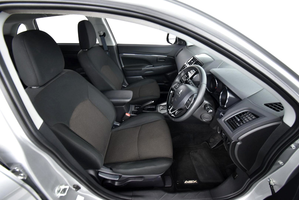 2024 MITSUBISHI ASX 2.0 ES CVT