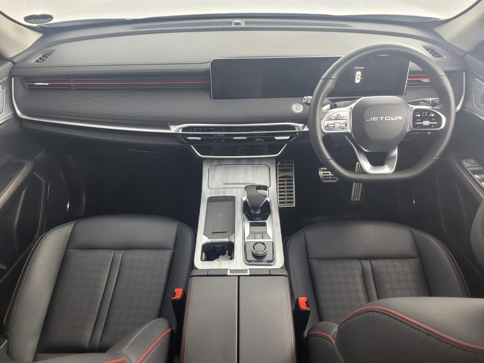 2025 JETOUR X70 PLUS 1.5T DELUXE