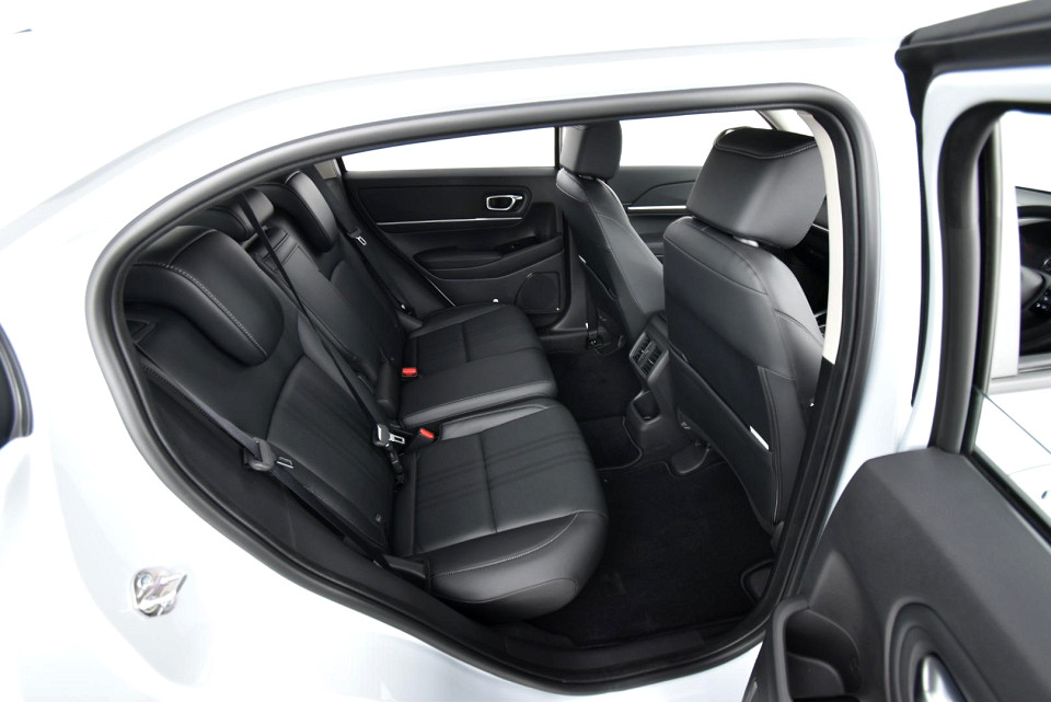 2025 HONDA HR-V 1.5 ELEGANCE CVT