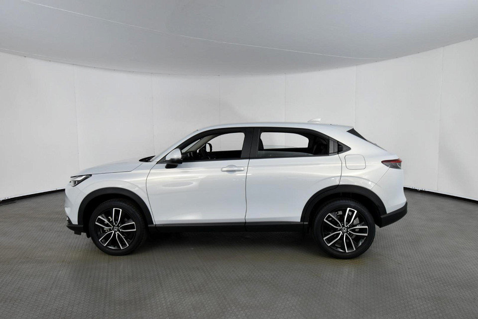 2025 HONDA HR-V 1.5 ELEGANCE CVT