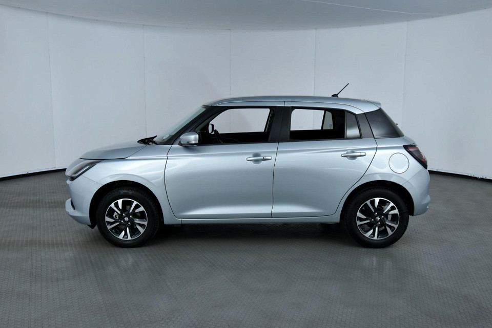 2025 SUZUKI SWIFT 1.2 GLX CVT