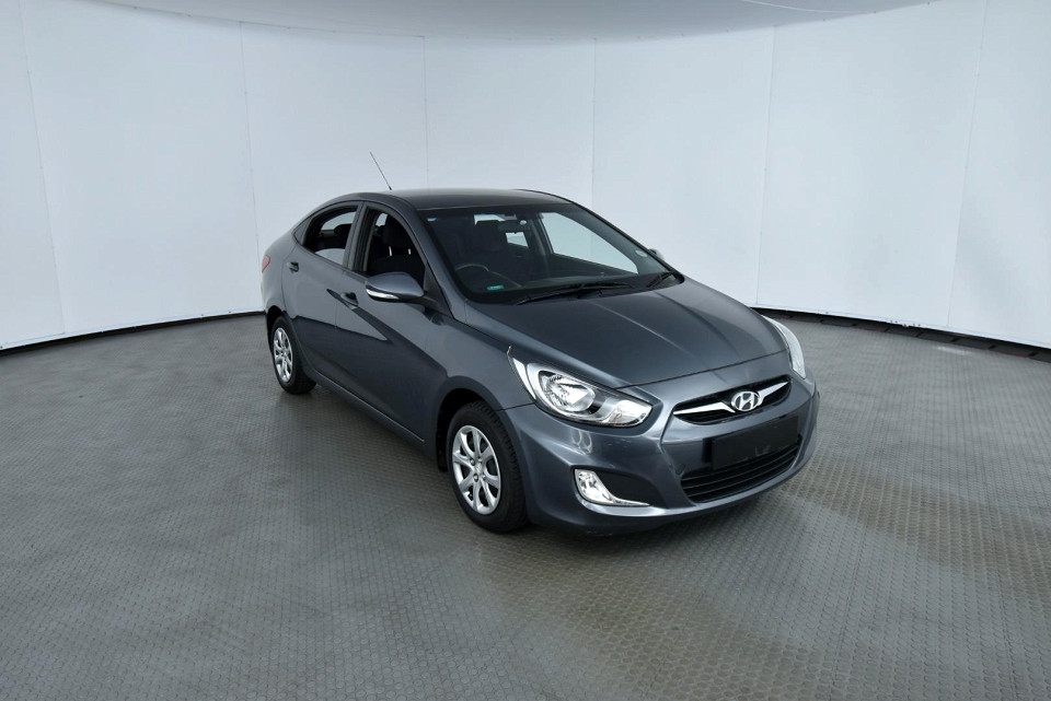 2013 HYUNDAI ACCENT 1.6 FLUID AT
