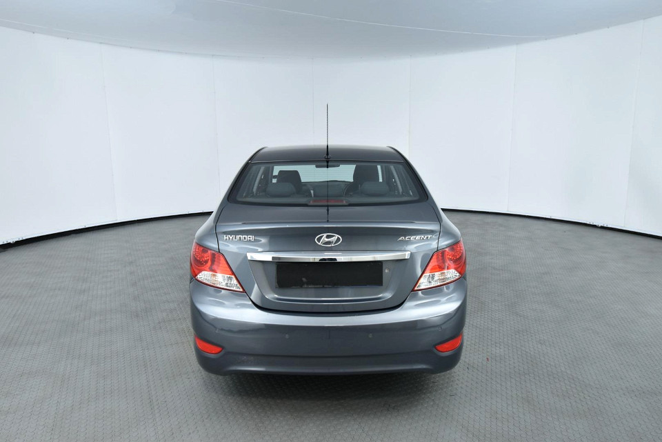 2013 HYUNDAI ACCENT 1.6 FLUID AT